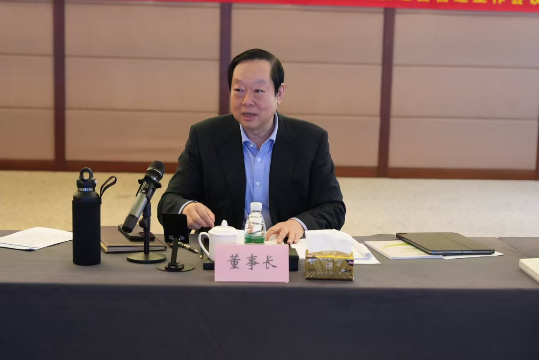雁棲湖畔再聚首 廿載奮進(jìn)啟新程——百靈天地紀(jì)念懷柔戰(zhàn)略決策會(huì)議20周年暨未來發(fā)展動(dòng)員講話